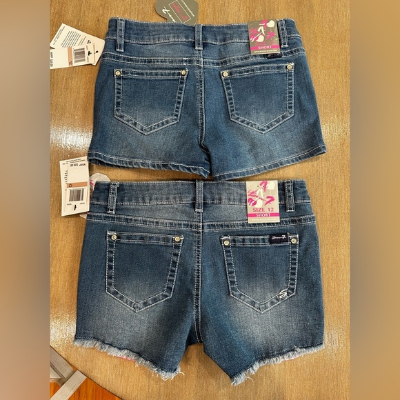 Embroidered  seven7 Denim Shorts with Floral and Love Design girls size 12 nwt - Picture 4 of 5